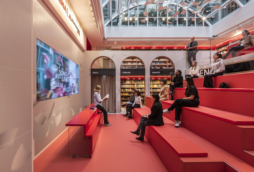 Mondadori Megastore