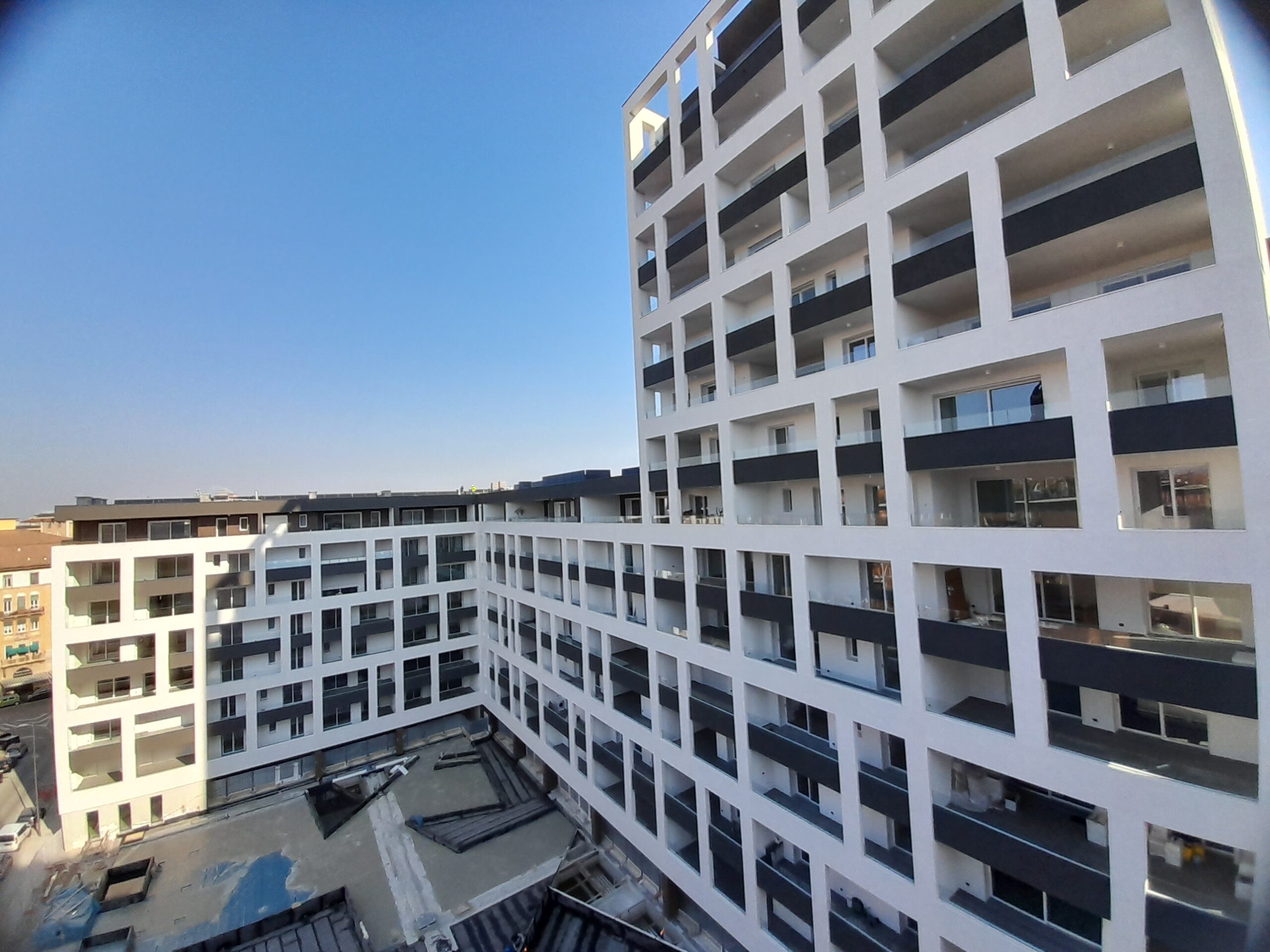 Milano City Village