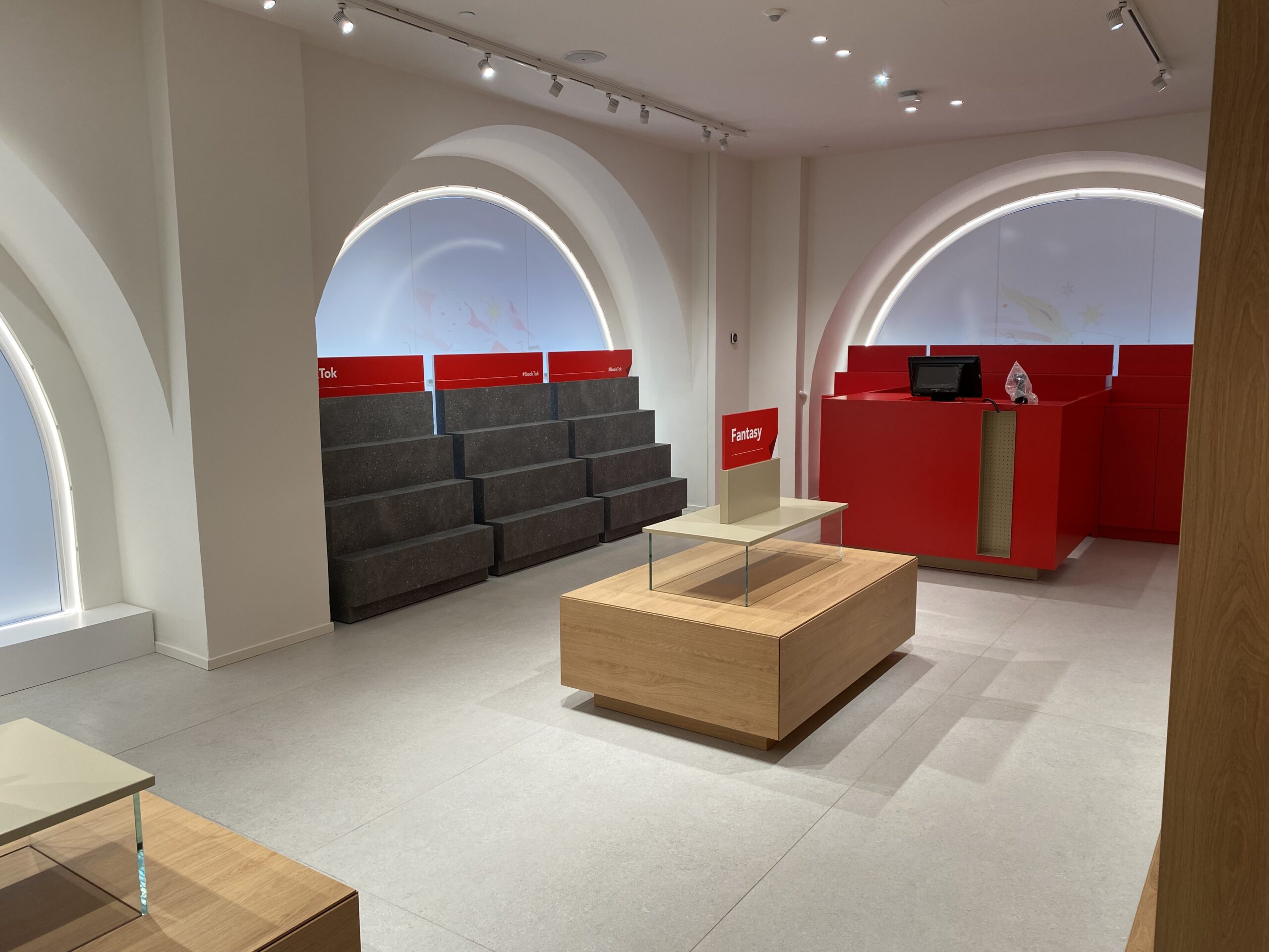Mondadori Megastore